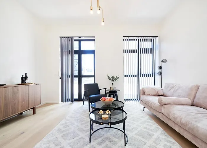 Tranquil Haven In The City - Tallinn Hideaway